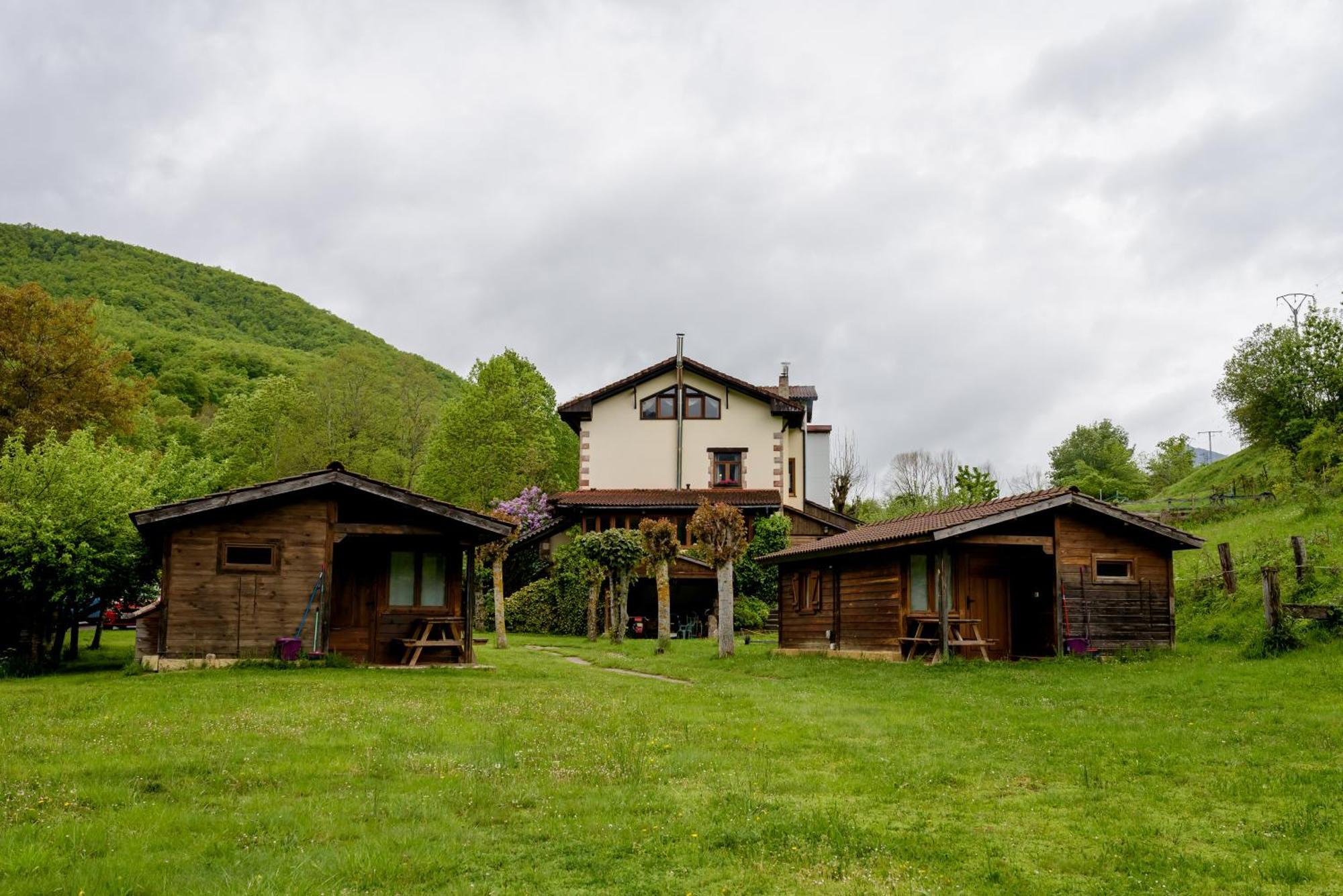 Hotel Rural Picos De Europa Posada De Valdeon Buitenkant foto